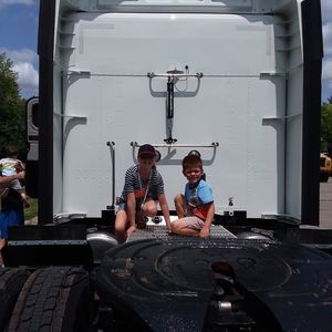 Meet your Posher, Debbie